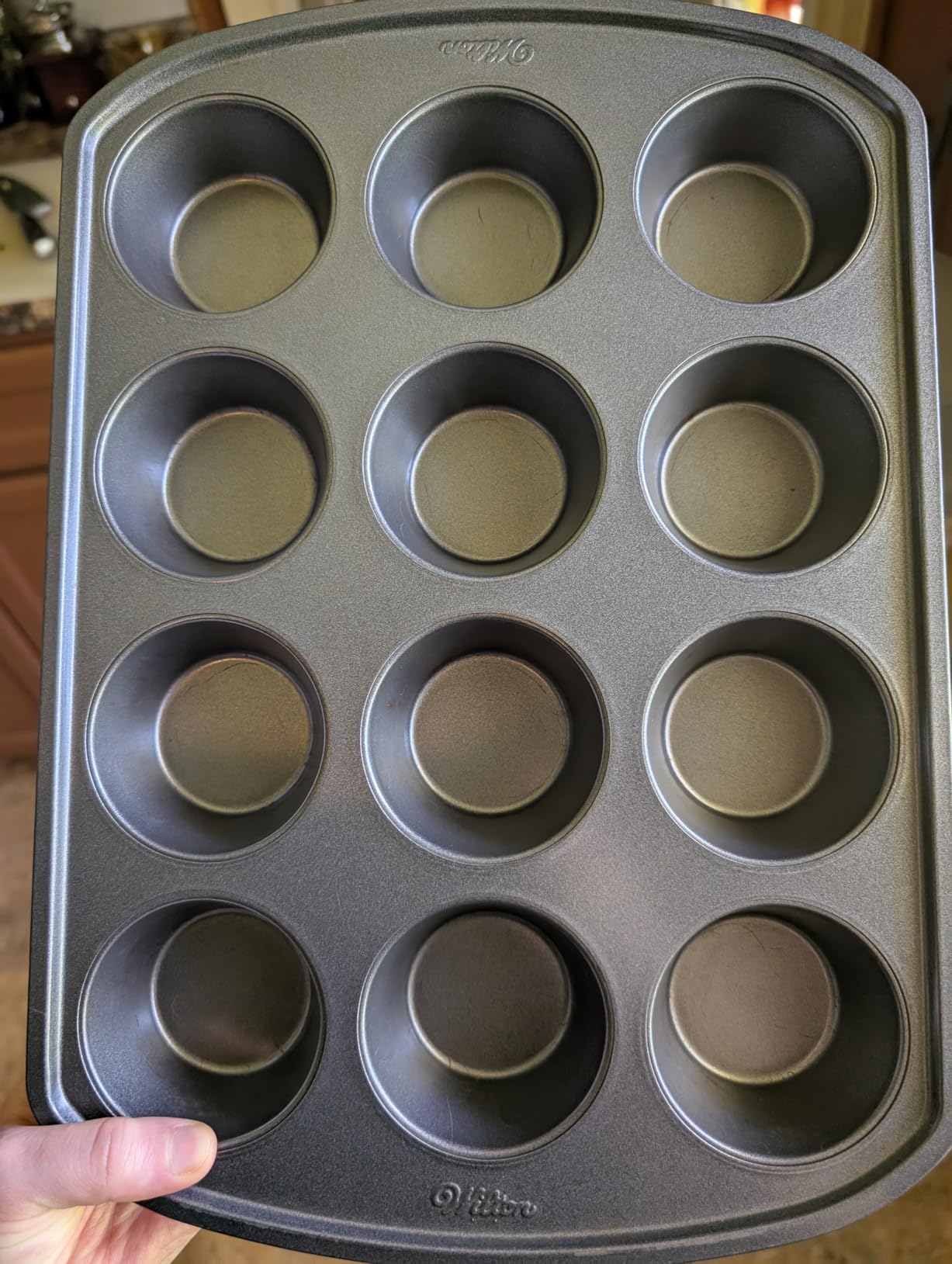 Wilton Gold Non-Stick 12-Cup Muffin Pan, Cold-Rolled Steel Bakeware, Made without PFAS, 10.5 x 15 x 1.4 in, Packaging May Vary customer photo 2