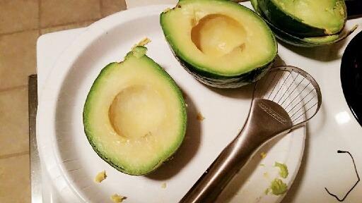 Amco 2-in-1 Avocado Pitter & Slicer - Efficient Kitchen Tool for Hassle-Free Avocado Prep, Precise Food Slicing, Safe & Easy to Use, Dishwasher-Safe Tool for Guacamole, Sandwiches, Salads customer photo 2