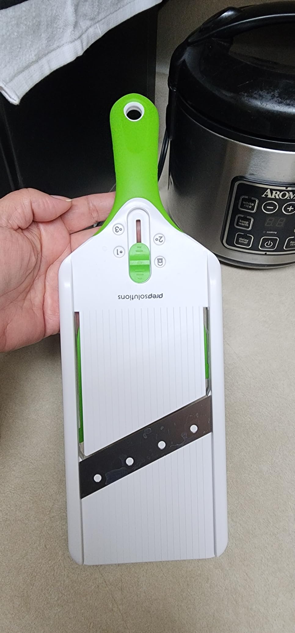PrepSolutions Adjust-A-Slice Mandoline Slicer, Green - Adjustable Thickness customer photo 2