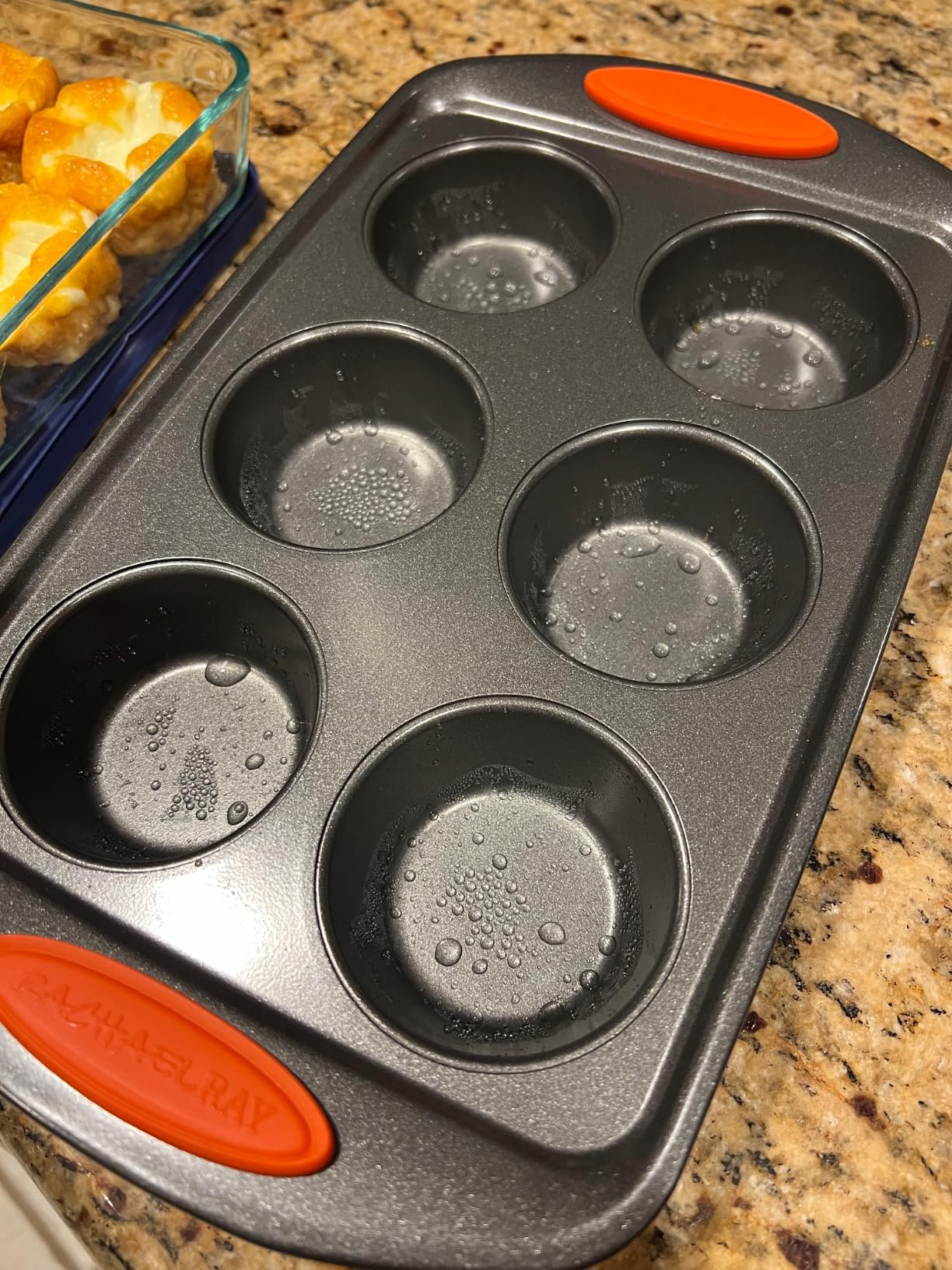 Rachael Ray Yum-o! Nonstick Bakeware Oven Lovin' Cups Muffin Pan, 6-Cup, Gray with Orange Handles customer photo 2