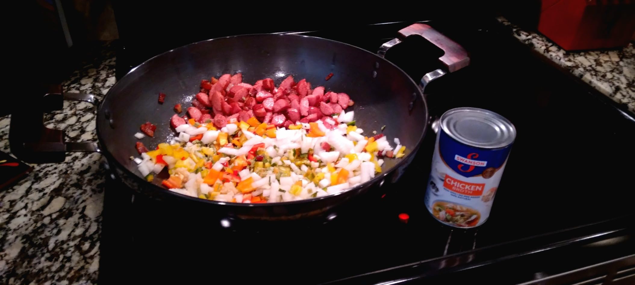 Hawkins Futura 3.75 Litre Deep Fry Pan, Hard Anodised Kadai with Stainless Steel Lid, Flat Bottom Kadhai, Black (AD375S) customer photo 2