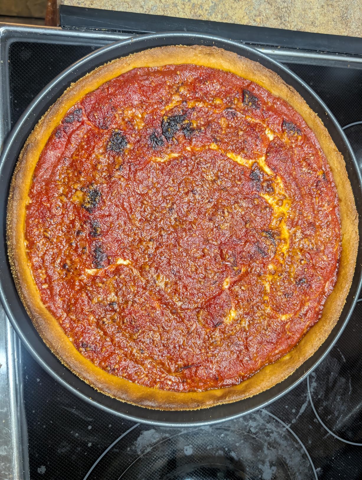Chicago Metallic 14-Inch Deep Dish Pizza Pan, Nonstick Carbon Steel Bakeware for Chicago-Style Pizza, Cookie Cakes, Thick Crust Pizzas, and More customer photo 1
