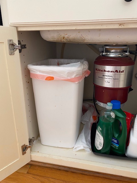 Rubbermaid Small Kitchen Bathroom Trash Can, 9 Gallons, White, Waste Basket for Under Counter/Kitchen/Office/Bedroom/Bathroom customer photo 1