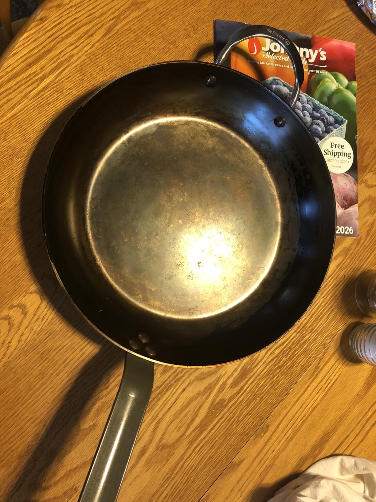 de Buyer MINERAL B Carbon Steel Fry Pan - 8 Diameter, 5.5 Cooking Surface - Ideal for Searing, Sauteing & Reheating - Naturally Non-Stick Finish - Made in France customer photo 1