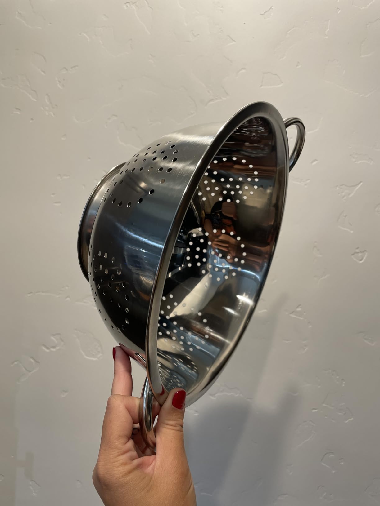 EXCELSTEEL Heavy Duty Stainless Steel Colander 5 Qt | Easy Grip Handles | Self-Draining Base | Mirror Polished | Dishwasher Safe customer photo 1