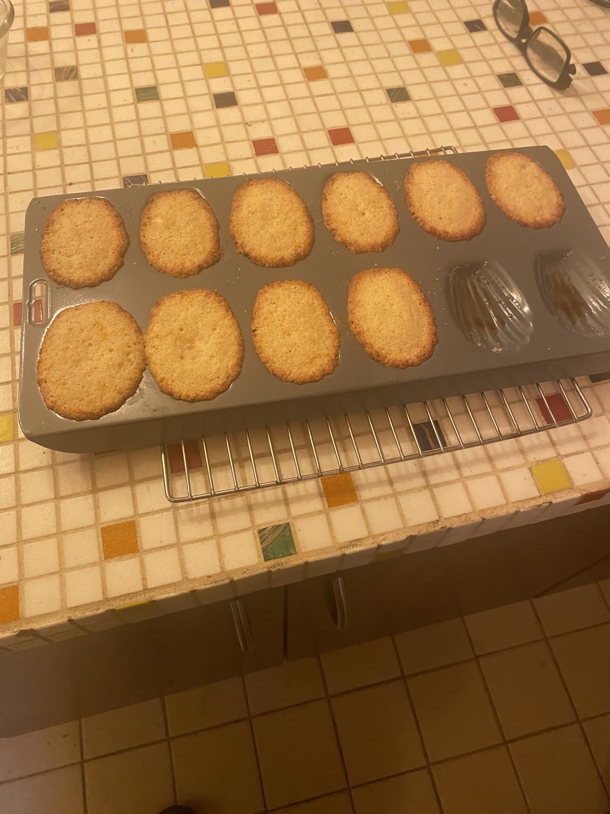 Fox Run Mini Madeleine Pan, 20-Cup, Non-Stick customer photo 1
