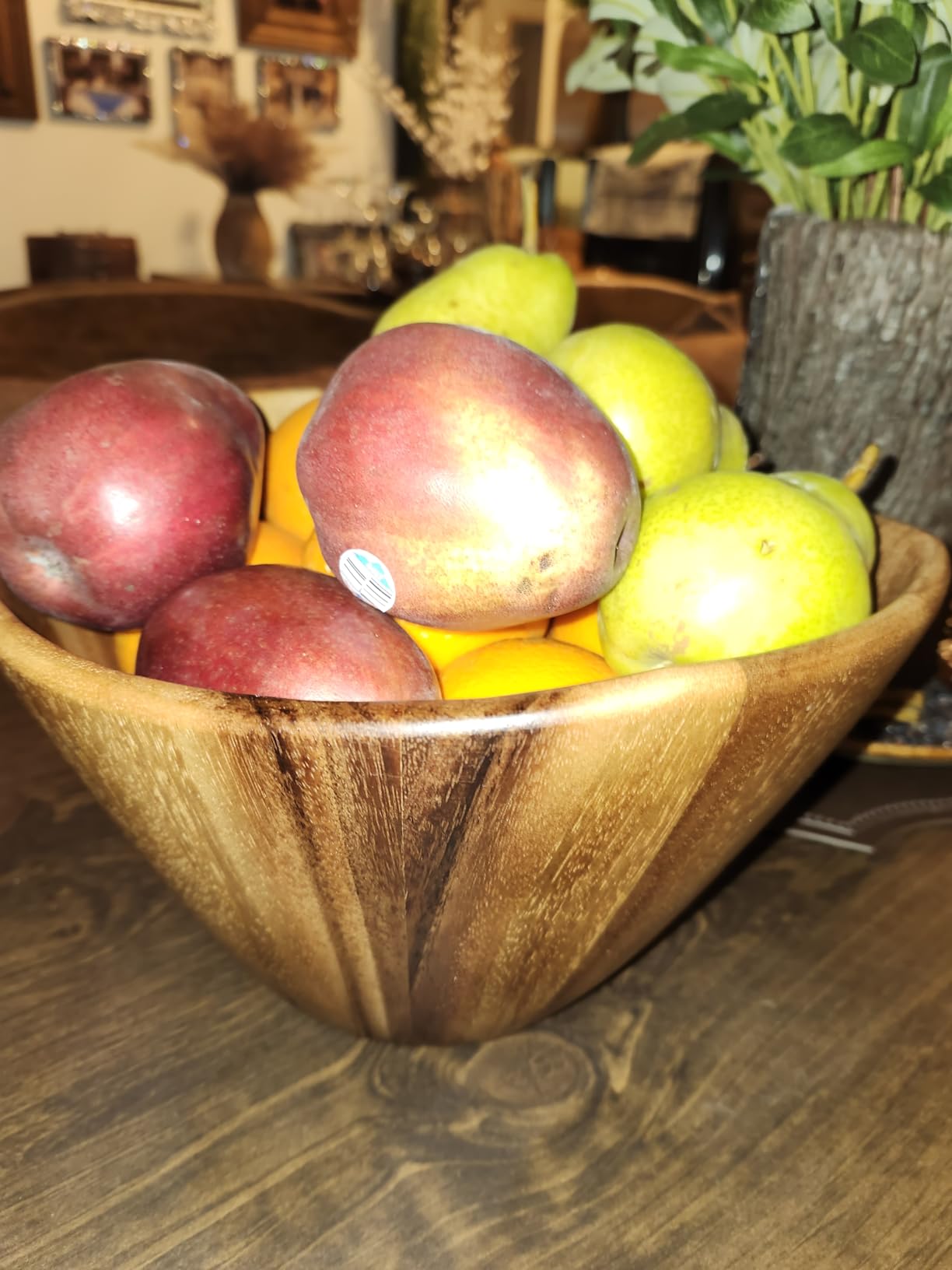Lipper International Large Wavy Bowl, Acacia customer photo 2