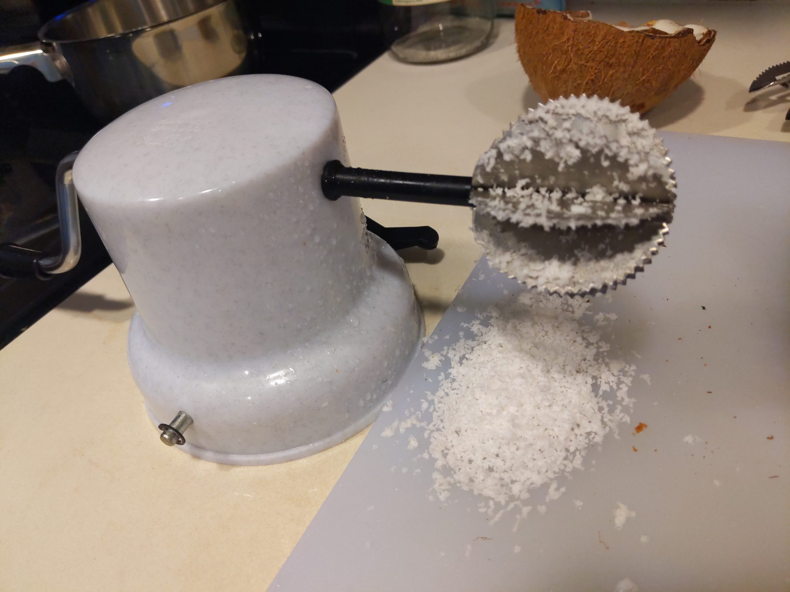 Anjali Coconut Scrapper Pealer Grater Shredder with Vacuum Base with Indian Mixers and Wet Grinder customer photo 1