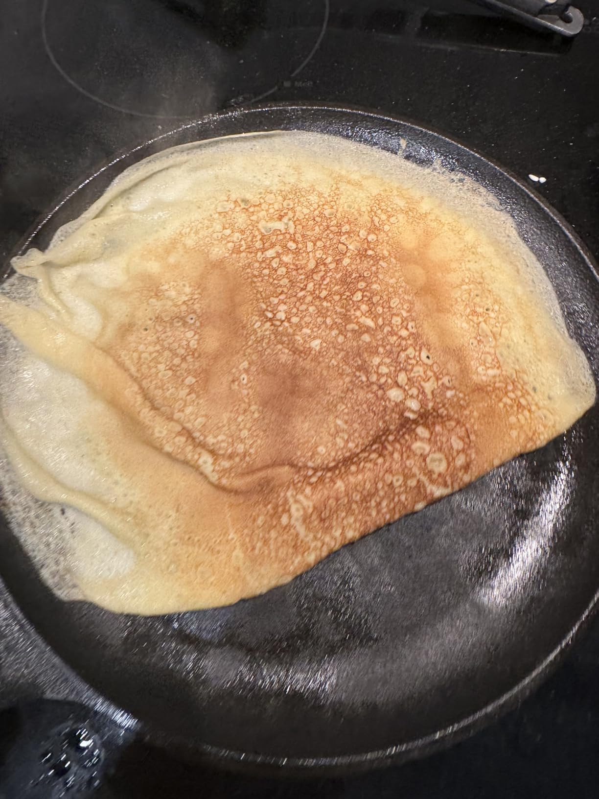 Victoria 10.5-Inch Cast Iron Comal Griddle Pan with a Long Handle, Preseasoned with Flaxseed Oil, Made in Colombia customer photo 2