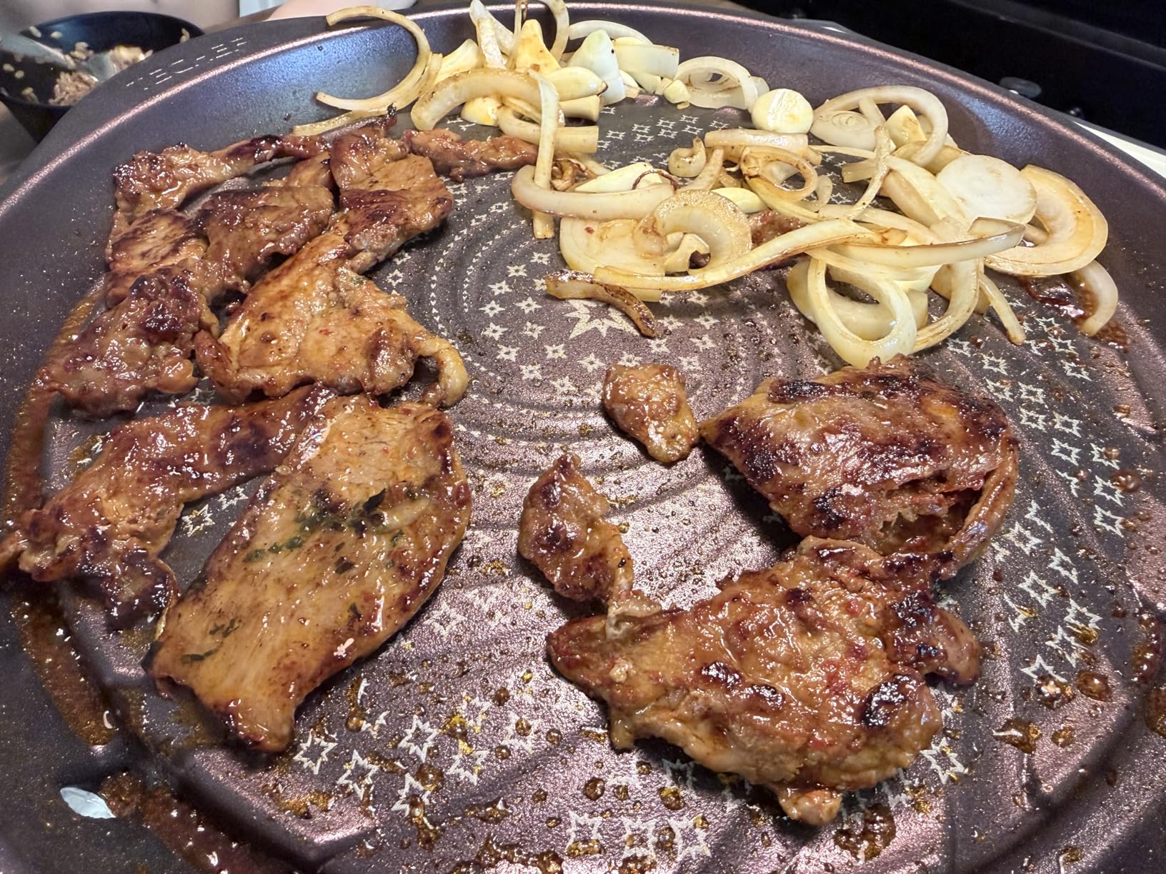 TECHEF - Korean BBQ Nonstick Grill Pan, KBBQ Grill Pan, PFOA-Free, Dishwasher Oven Safe, Made in Korea customer photo 1