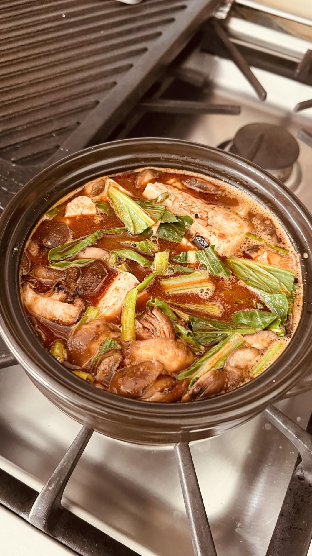 Crazy Korean Cooking Korean Stone Bowl (Dolsot), Sizzling Hot Pot for Bibimbap and Soup - Premium Ceramic (Medium - No Lid) customer photo 2
