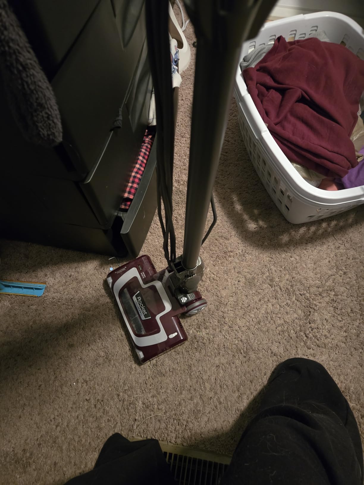 Shark HV322 Rocket Pet Plus Corded Stick Vacuum with LED Headlights, XL Dust Cup, Lightweight, Perfect for Pet Hair Pickup, Converts to a Hand Vacuum, with (2) Pet Attachments, Bordeaux/Silver customer photo 1