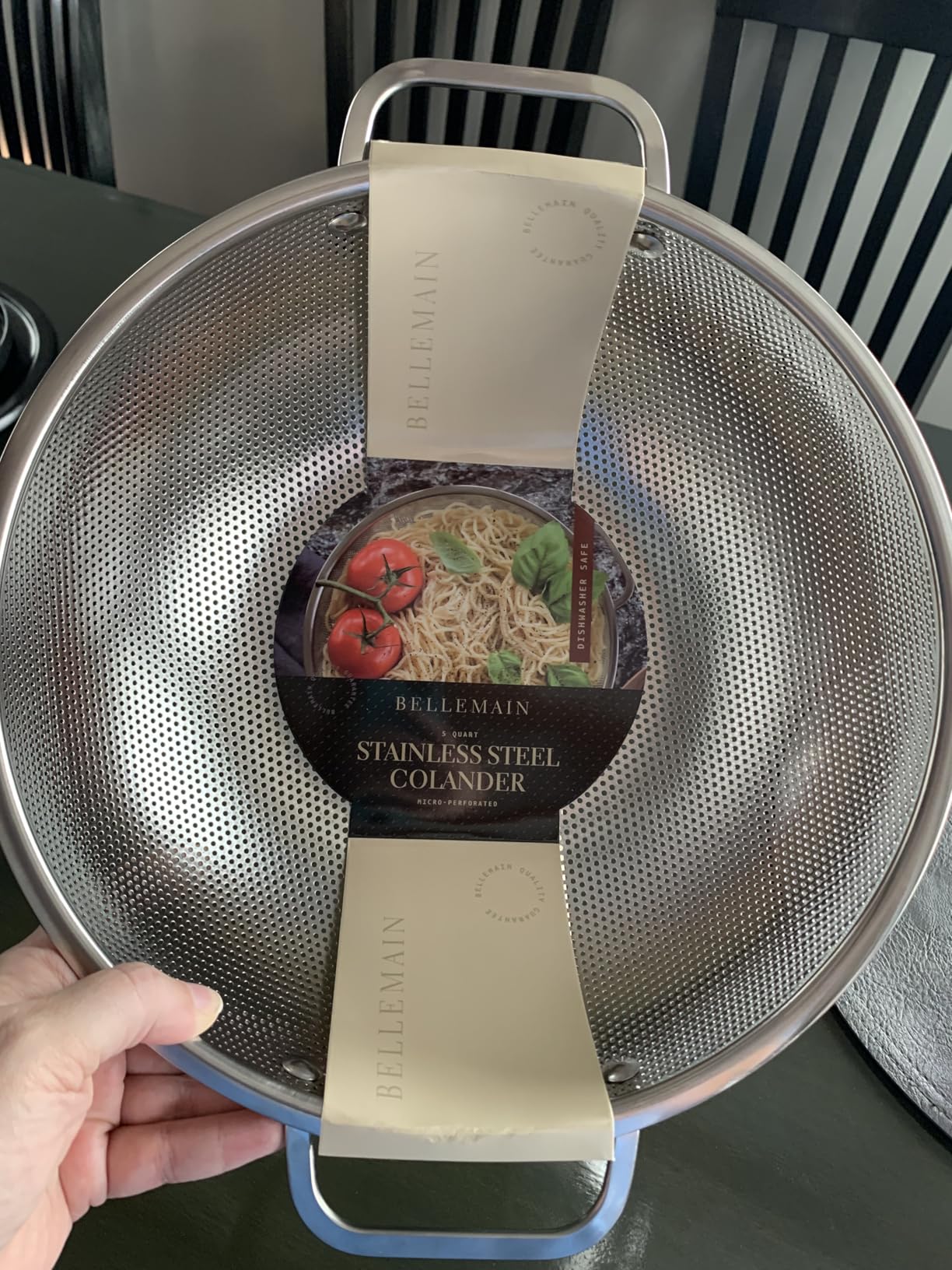Bellemain Colander for Kitchen - 5 Qt Stainless Steel Strainer with Handle - 18/8 Pasta Strainer Bowl for Pasta, Spaghetti, Vegetables, Fruit, and Pot Draining - Stainless Steel Colander customer photo 1