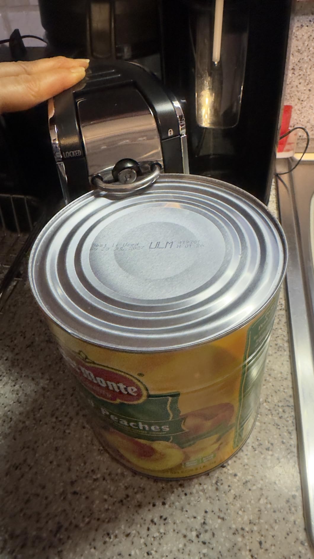 Hamilton Beach Smooth Touch Electric Automatic Can Opener with Easy Push Down Lever, Eliminates Sharp Edges, Opens All Standard-Size and Pop-Top Cans, Extra Tall, Black and Chrome (76606AG) customer photo 1