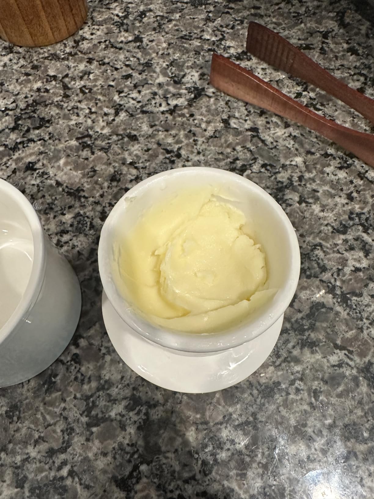 Kilner Vintage Glass Butter Churn; Delicious Homemade Butter in as Little as Ten Minutes; Large 34-Fluid Ounce Capacity Butter Churner customer photo 2