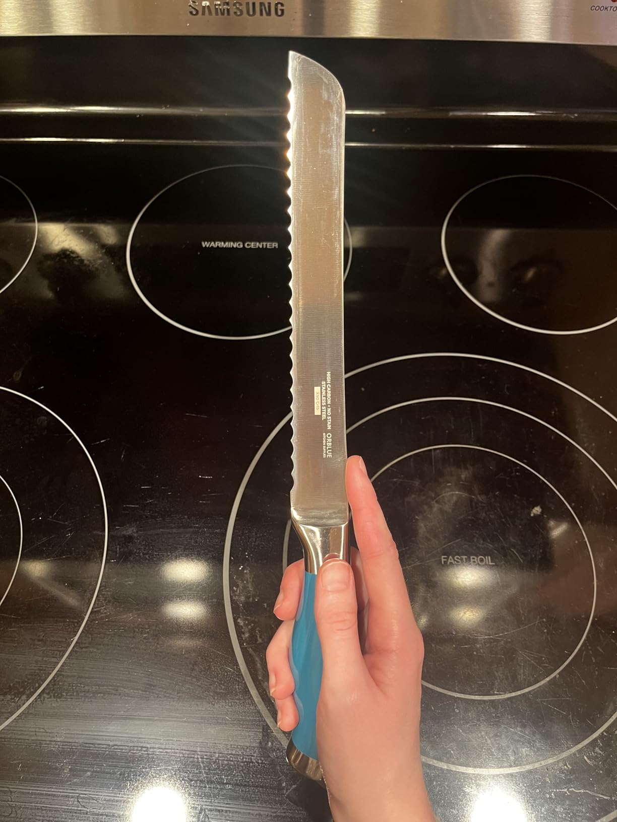 Orblue Serrated Bread Knife with Upgraded Stainless Steel Razor Sharp Wavy Edge Width - Bread Cutter Ideal for Slicing Homemade Bagels, Cake (8-Inch Blade with 5-Inch Handle) customer photo 1