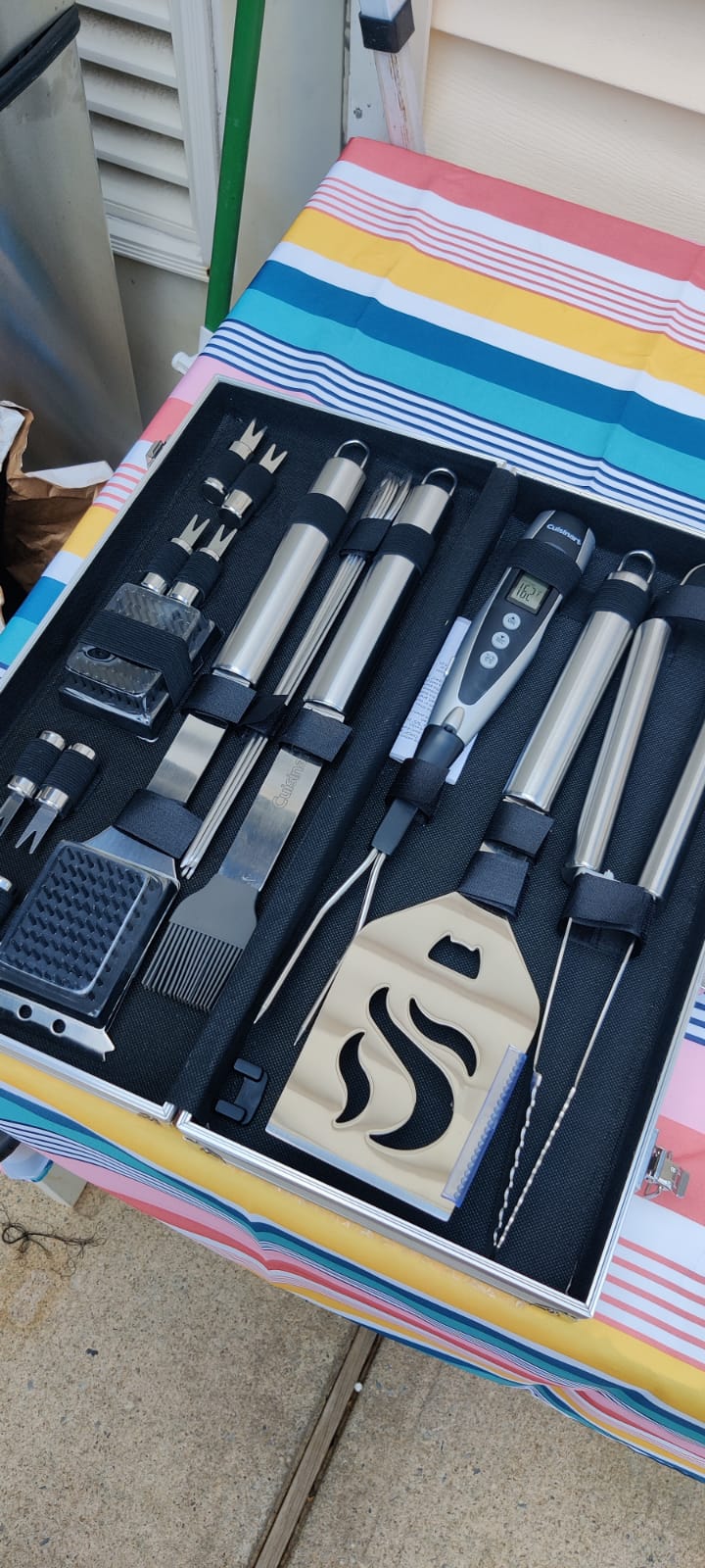 Cuisinart Deluxe Grill Tool Set, 20-Piece Grill Set, BBQ Accessories with Aluminum Case, Stainless Steel Grilling Accessories, BBQ tools, Grilling Gifts for Men, Father's Day Gifts for Dad Husband customer photo 1