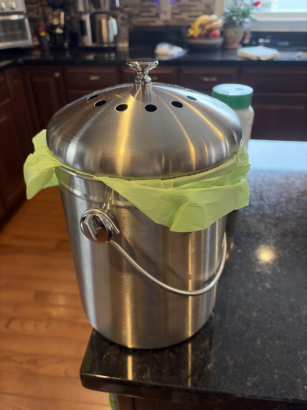 Utopia Kitchen Countertop Compost Bin Kitchen with Charcoal Filter -1.3gallon Stainless Steel Kitchen Compost Bin Countertop - Ideal Kitchen Essentials or Small Composter for Under The Sink Trash customer photo 2