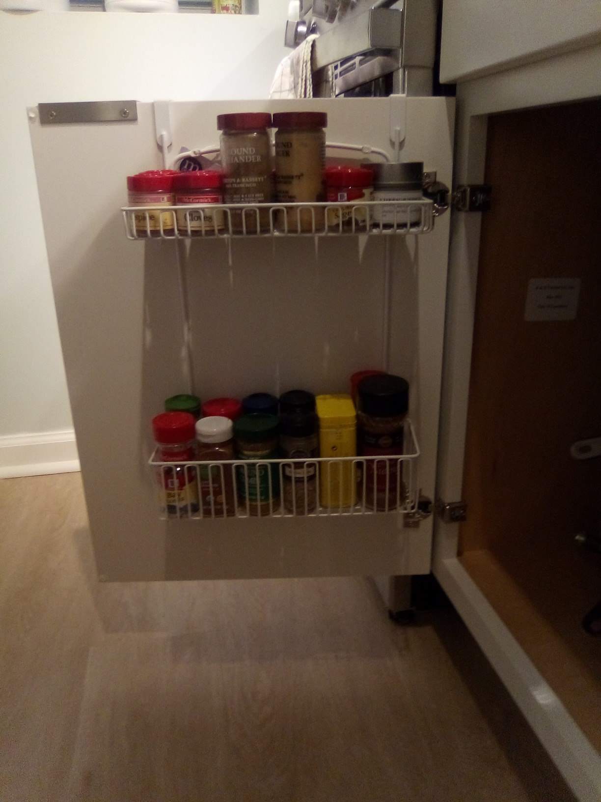 mDesign Over Cabinet Kitchen Storage Unit - Practical Organiser with Stainless Steel Storage Baskets - Hanging Cupboard Organiser for Cleaning Supplies and Cookware - Chrome customer photo 1