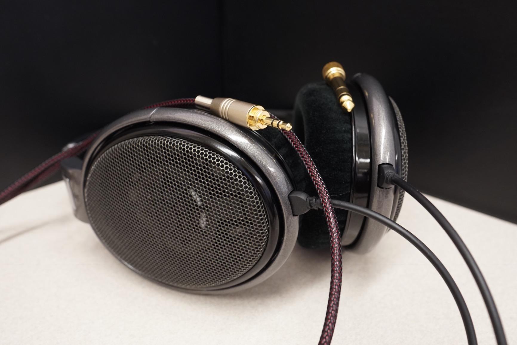 NewFantasia Replacement Audio Upgrade Cable Compatible with Sennheiser HD650, HD600, HD580, HD58X, HD660S, HD660S2, Massdrop HD6XX Headphones 1.2meters/4feet customer photo 2
