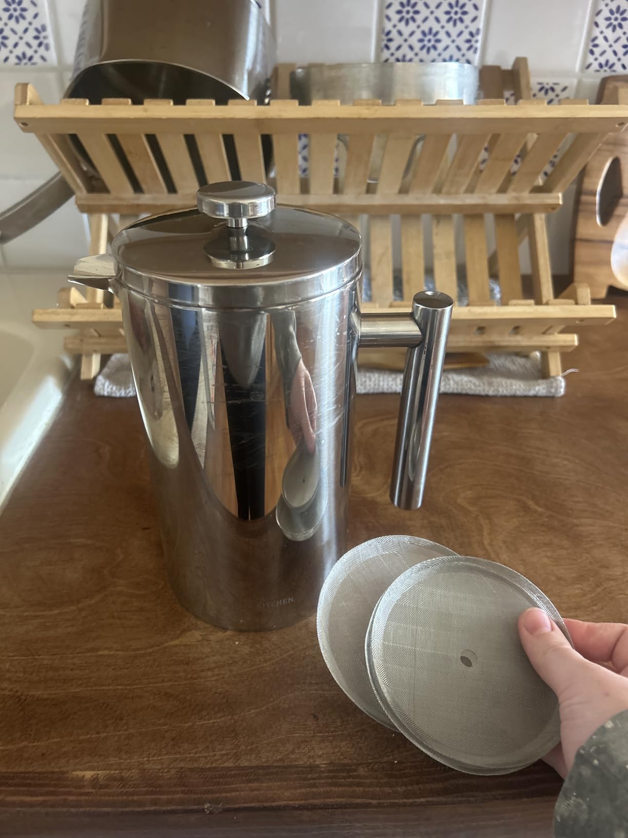 Utopia Kitchen 304 Grade Stainless Steel French Press Coffee Maker 34 Oz, Double Wall Insulated Coffee Press with 4-Level Filtration System, Include 2 Extra Filters, Rust-Free, Dishwasher Safe, Silver customer photo 1