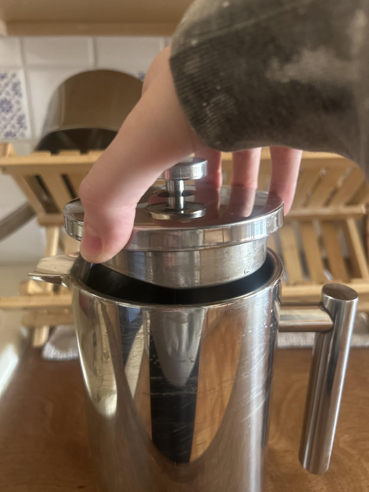 Utopia Kitchen 304 Grade Stainless Steel French Press Coffee Maker 34 Oz, Double Wall Insulated Coffee Press with 4-Level Filtration System, Include 2 Extra Filters, Rust-Free, Dishwasher Safe, Silver customer photo 2