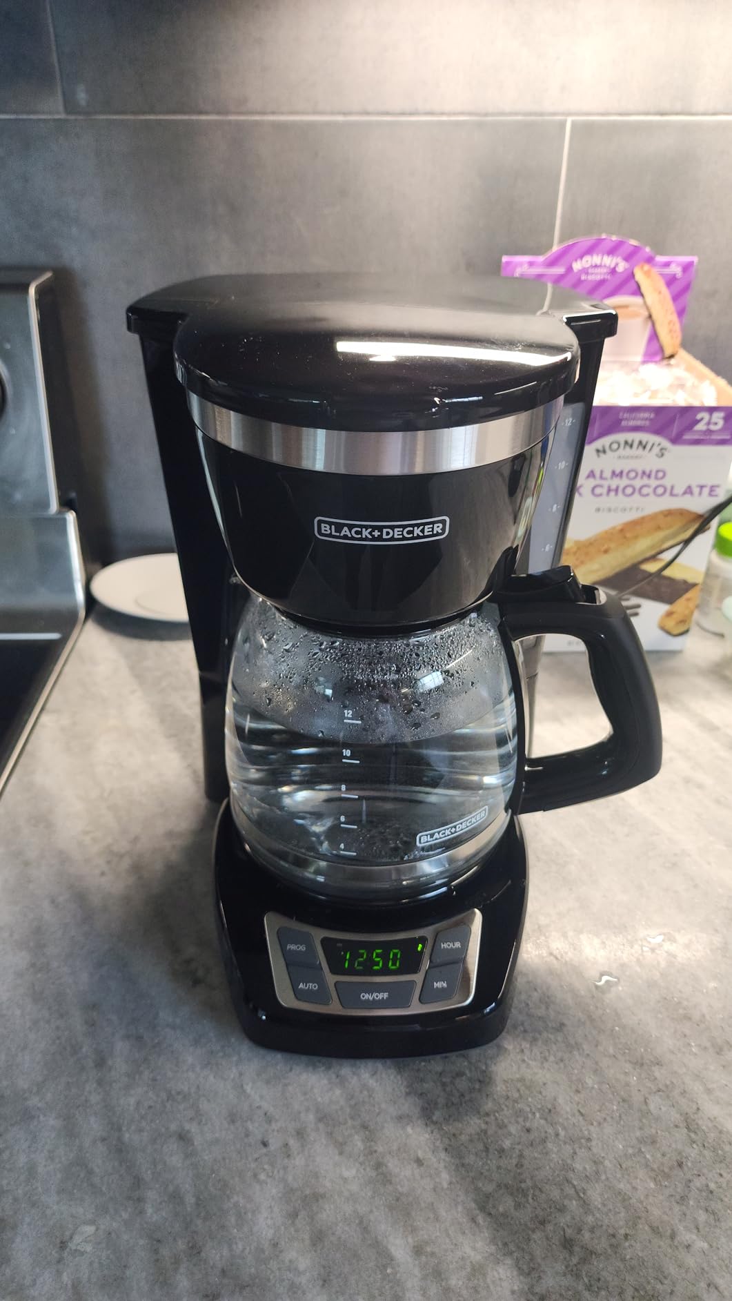 BLACK+DECKER 12-Cup Digital Coffee Maker, Programmable, Washable Basket Filter, Sneak-A-Cup, Auto Brew, Water Window, Keep Hot Plate, Black customer photo 2