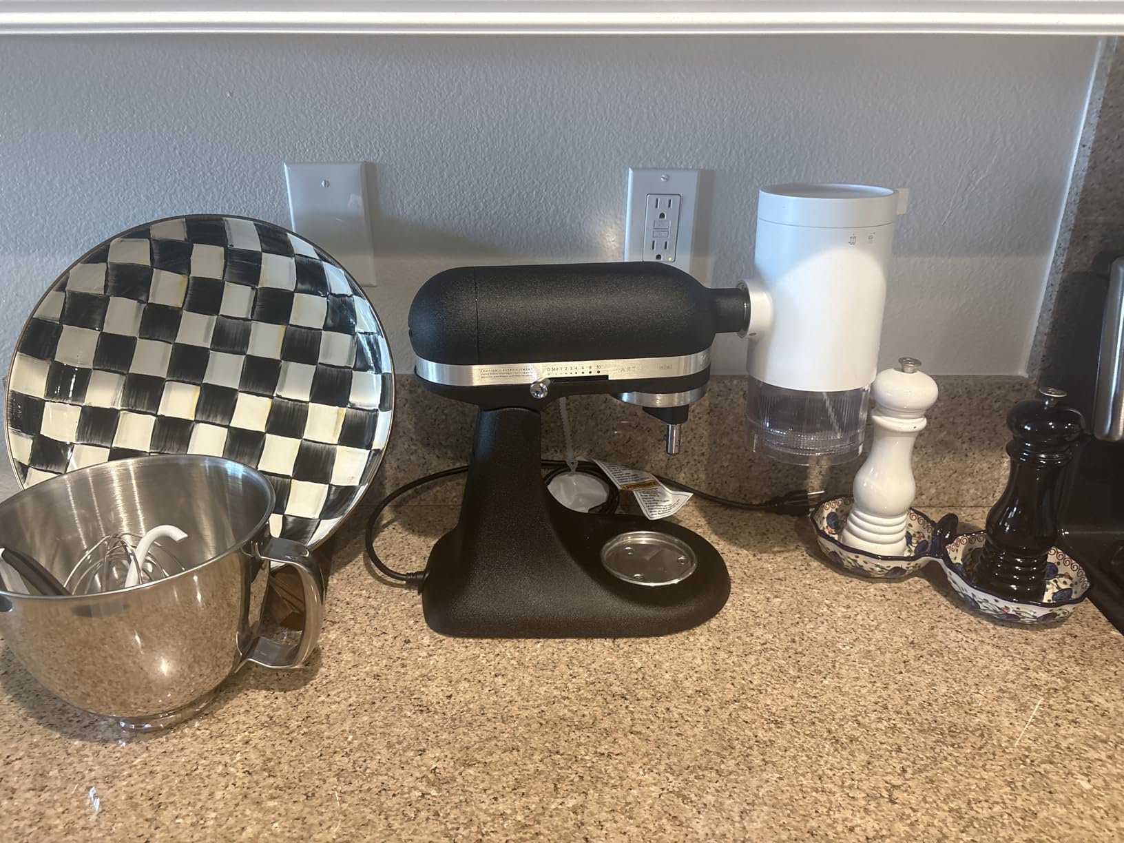 KitchenAid Artisan Mini 3.5 Quart Tilt-Head Stand Mixer with 10 Speeds, KSM3316X, White customer photo 2