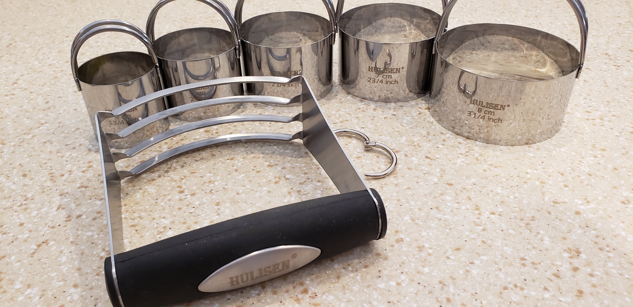HULISEN Stainless Steel Biscuit Cutter Set, Pastry Scraper and Dough Blender, Sturdy & Long-Lasting with Ergonomic Rubber Grip, Professional Baking Dough Tools, Gift Package (3 Pcs/Set) customer photo 2