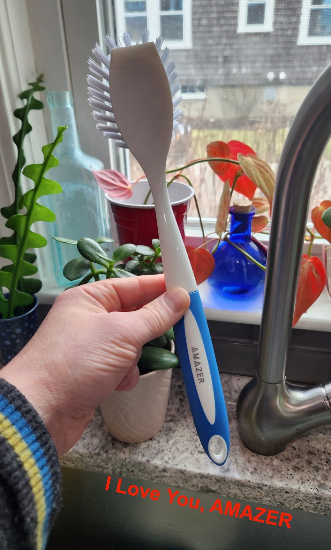 Amazer Dish Brush with Handle, 2 Pack Kitchen Scrub Brushes for Cleaning, Dish Scrubber with Stiff Bristles for Sink, Pots, Pans customer photo 2