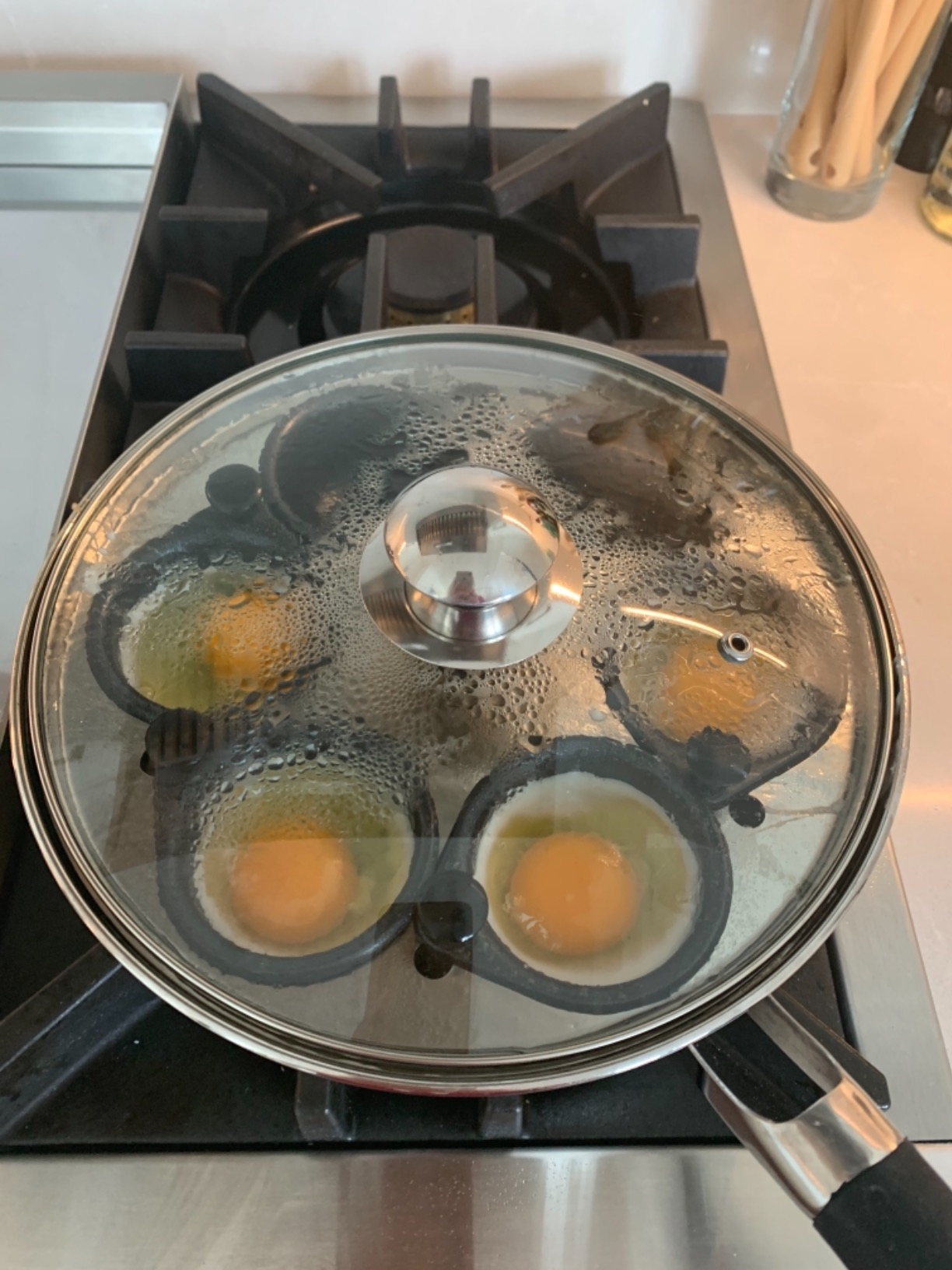 Modern Innovations Egg Poacher Pan for Perfect Poached Eggs, Nonstick Cups Poached Egg Maker Pan, Stainless Steel Easy Egg Cooker, Poaching Eggs Benedict Maker, Silicone Spatula customer photo 2