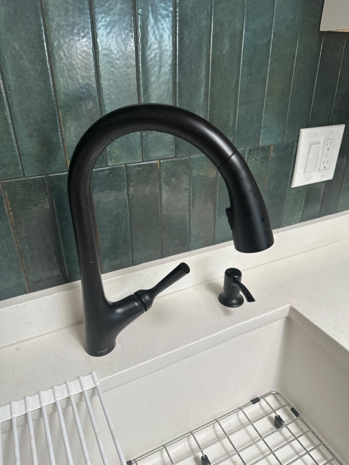 Kohler K-R77748-SD-VS Malleco Touchless Kitchen Faucet with Soap Dispenser, Kitchen Sink Faucet with Pull Down Sprayer, Vibrant Stainless customer photo 1