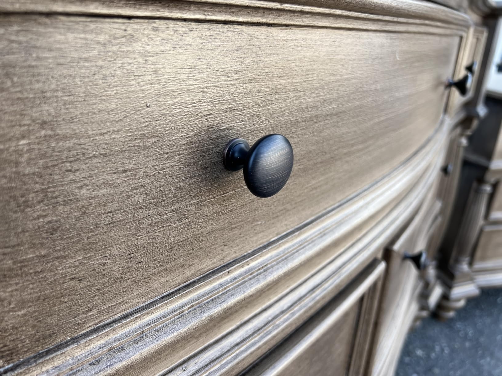 Amerock | Cabinet Knob | Oil Rubbed Bronze | 1-1/4 inch (32 mm) Diameter | Edona | 10 Pack | Drawer Knob | Cabinet Hardware customer photo 2
