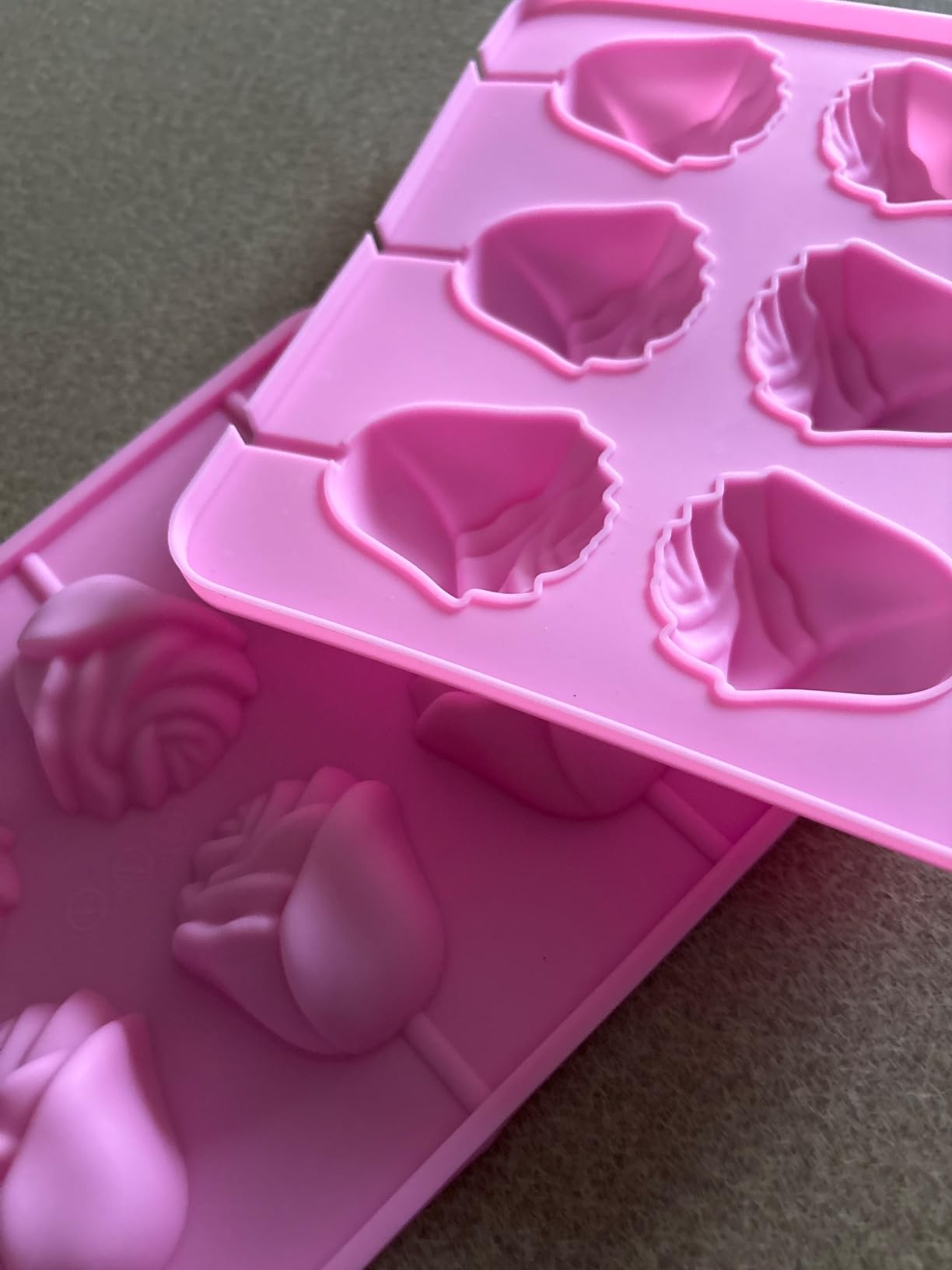 3D Flower Lollipop Mold and 20Pcs Sticks - MoldFun Rose Silicone Lolly Pop Tray for Hard Candy Chocolate Gummy Jello Sucker customer photo 2