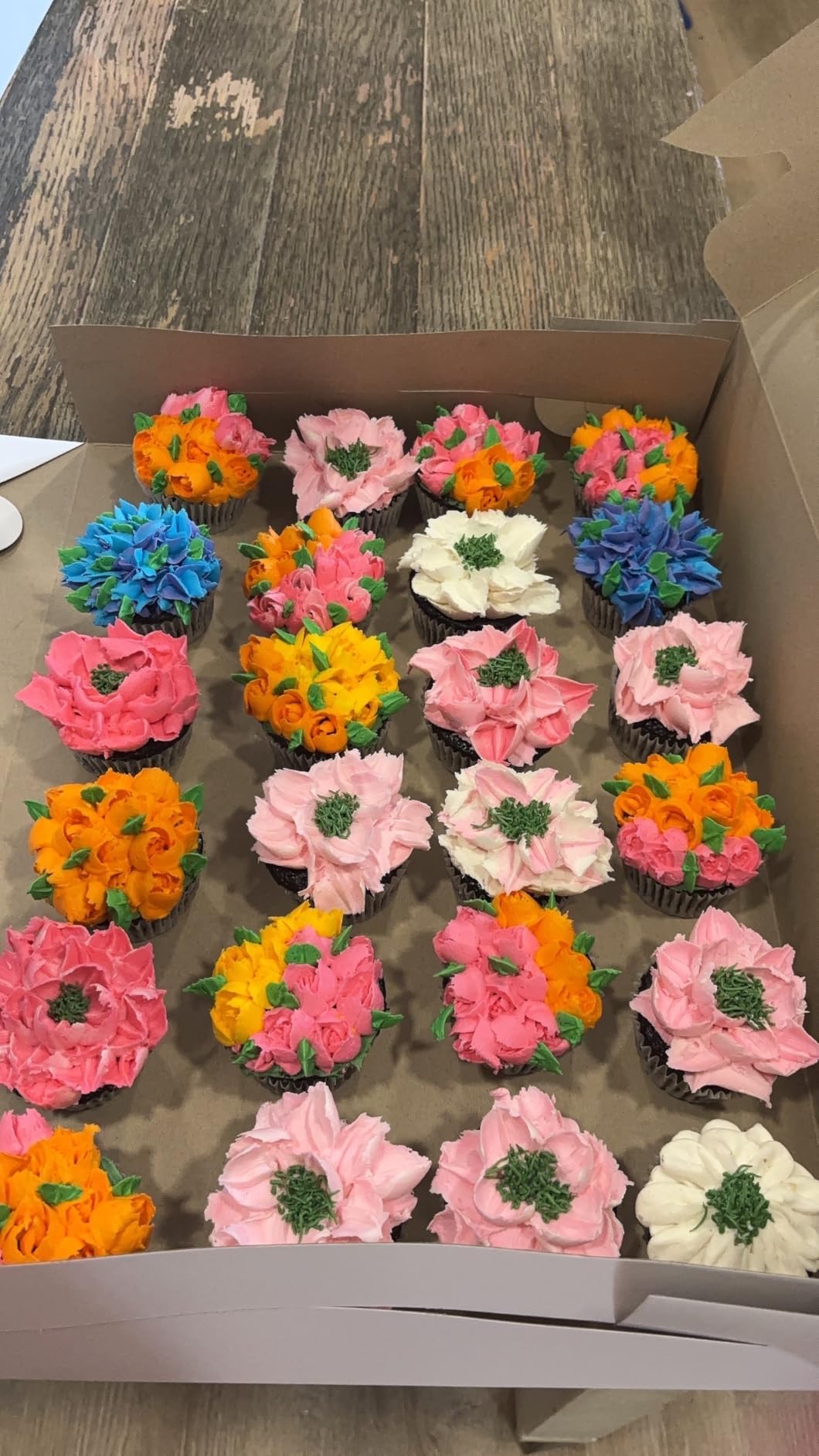 Russian Piping Tips for Cake Decorating - 88Pcs Flower Icing & Frosting Nozzles Set - Complete Pastry Baking Tools Kit - Small & Large Floral Piping Tips for Cupcakes, Cookies & Professional Bakers customer photo 2