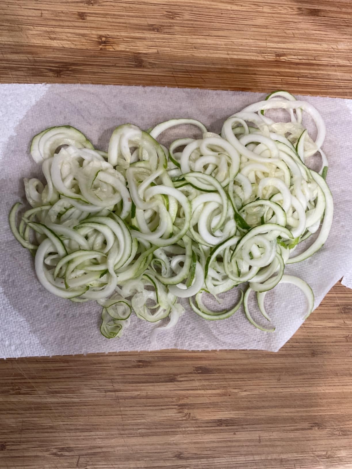 Spiralizer Vegetable Slicer (4-in-1 Rotating Blades) Heavy Duty Veggie Spiralizer with Strong Suction Cup customer photo 1