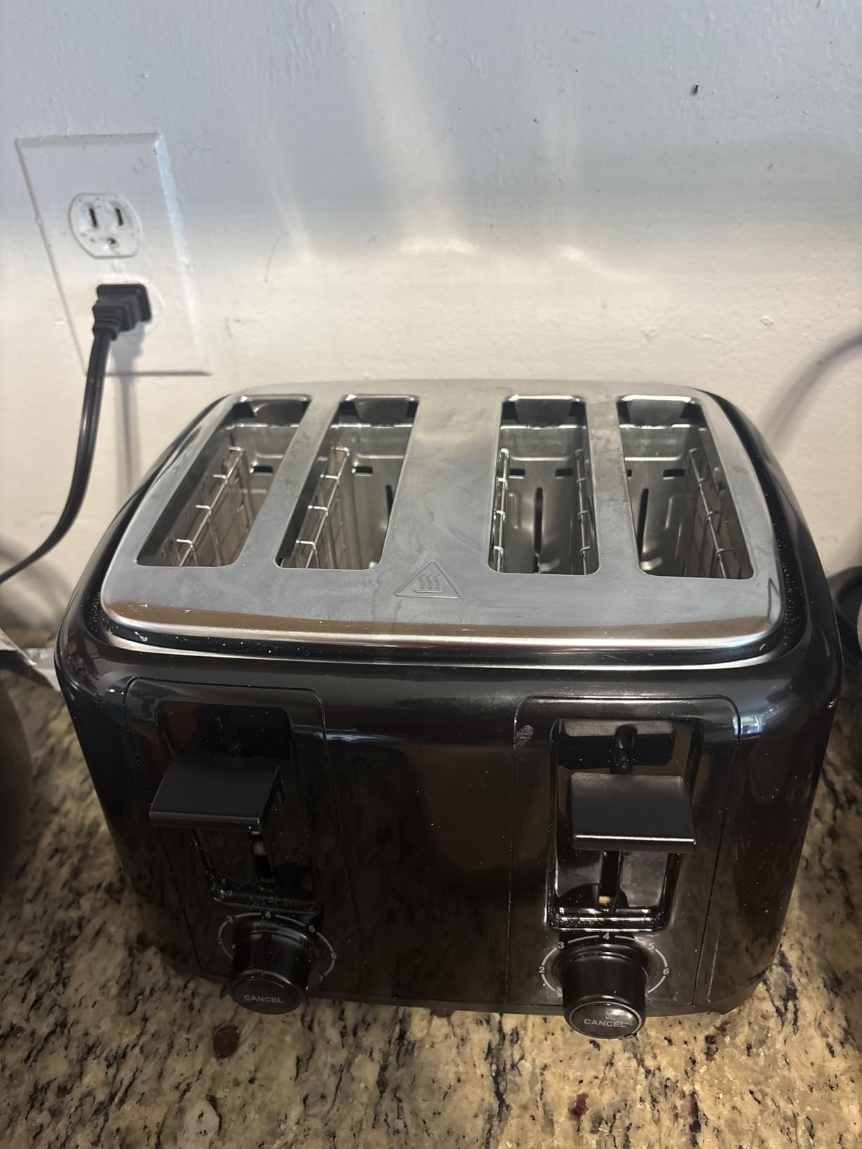 Proctor Silex 4 Slice Toaster with Extra Wide Slots for Bagels, Cool-Touch Walls, Shade Selector With 7 Browning Levels, Toast Boost, Auto Shut-off and Cancel Button, Black (24215PS) customer photo 1