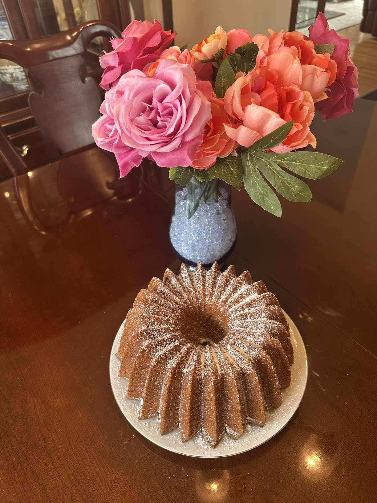 Nordic Ware Brilliance Bundt, 10 Cup, Gold customer photo 2