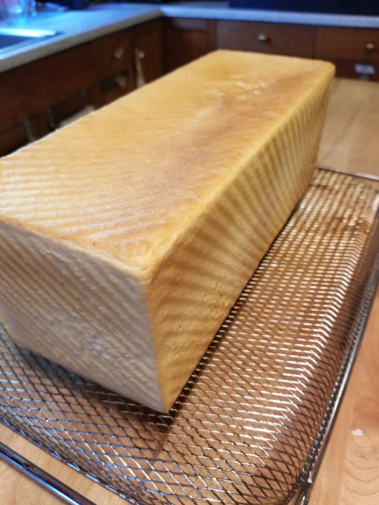 monfish Pullman Loaf Pan w Cover Bread Toast Mold corrugated loaf Pan w lid 1lb dough Alluminumed Steel Non Stick Gold (8.5X4.75X4.375INCH) customer photo 1