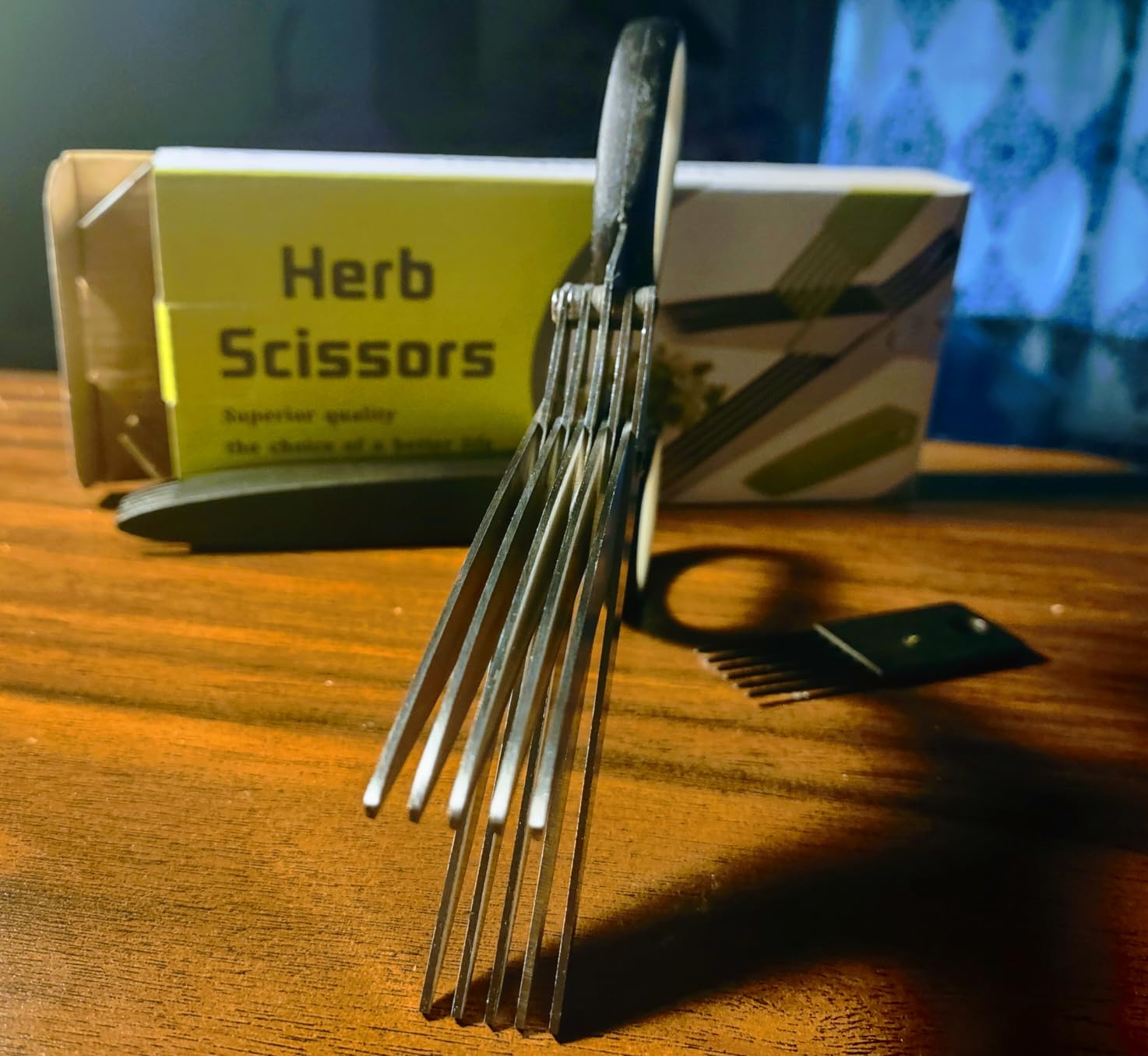 2025 Upgraded Herb Scissors, Effortless Herb Shears Cutter Tool with Sharp Stainless Steel Blades for Fresh Herbs, Must-Have Kitchen & Cooking Gadget, Green customer photo 2