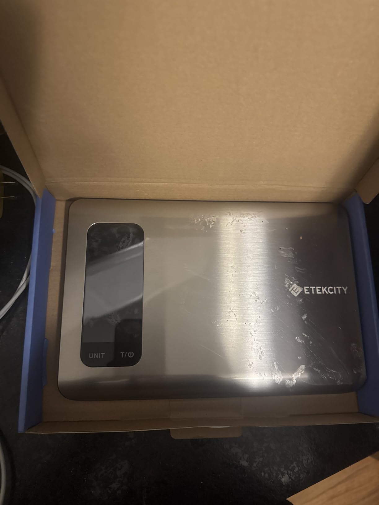 Etekcity Smart Food Kitchen Scale with Nutritional Calculator, Free App with 19 Nutrients Tracking customer photo 1
