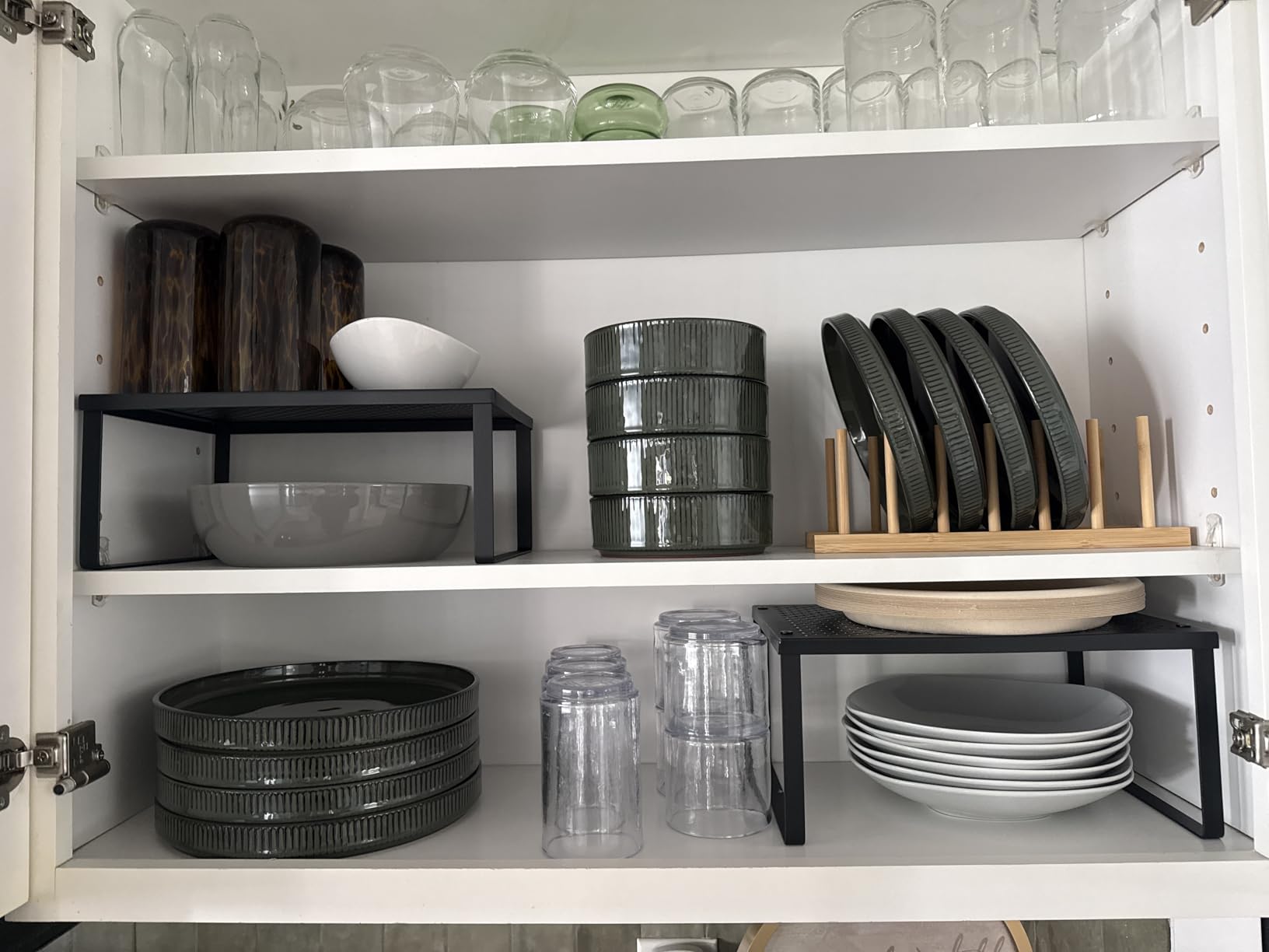 SONGMICS Spice Racks, Set of 2 Metal Cabinet Shelf Organizers, Countertop Organizers, Shelf Risers, Stackable, Expandable, Silver customer photo 2