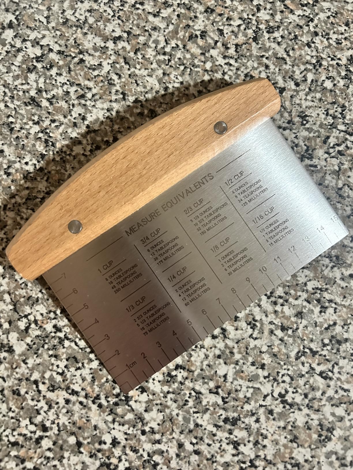 Dough Cutter for Bread and Pizza Dough - Stainless Steel Metal Griddle Scraper Chopper - Multipurpose Bench Scraper Kitchen Utensil for Flat Top Griddle - Commercial Quality customer photo 1