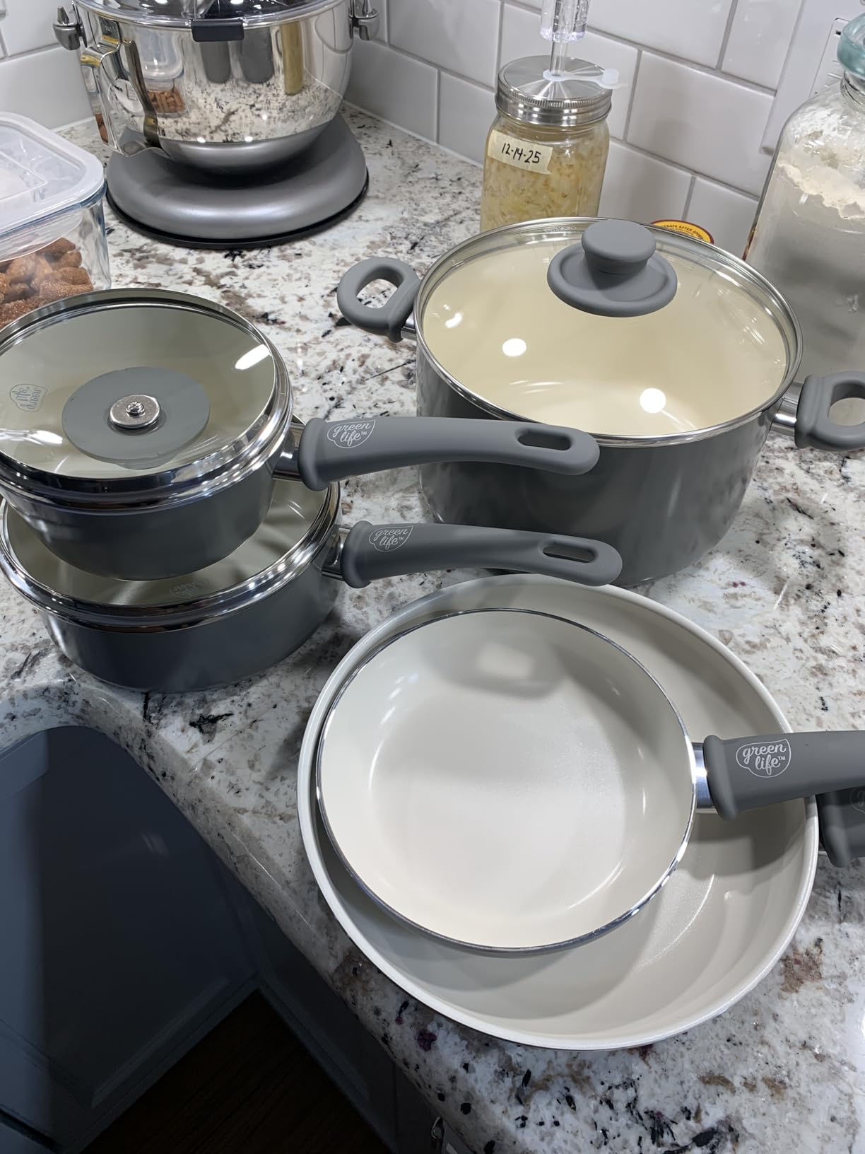 GreenLife 16 Piece Nonstick Cookware Set, Soft Grip Non-Toxic PFAS-Free Ceramic Pots & Pans, Dishwasher & Oven Safe, Frying, Sauce, Saute, Utensils, Glass Lids, Stay-Cool Handles, Wobble Free, Black customer photo 2