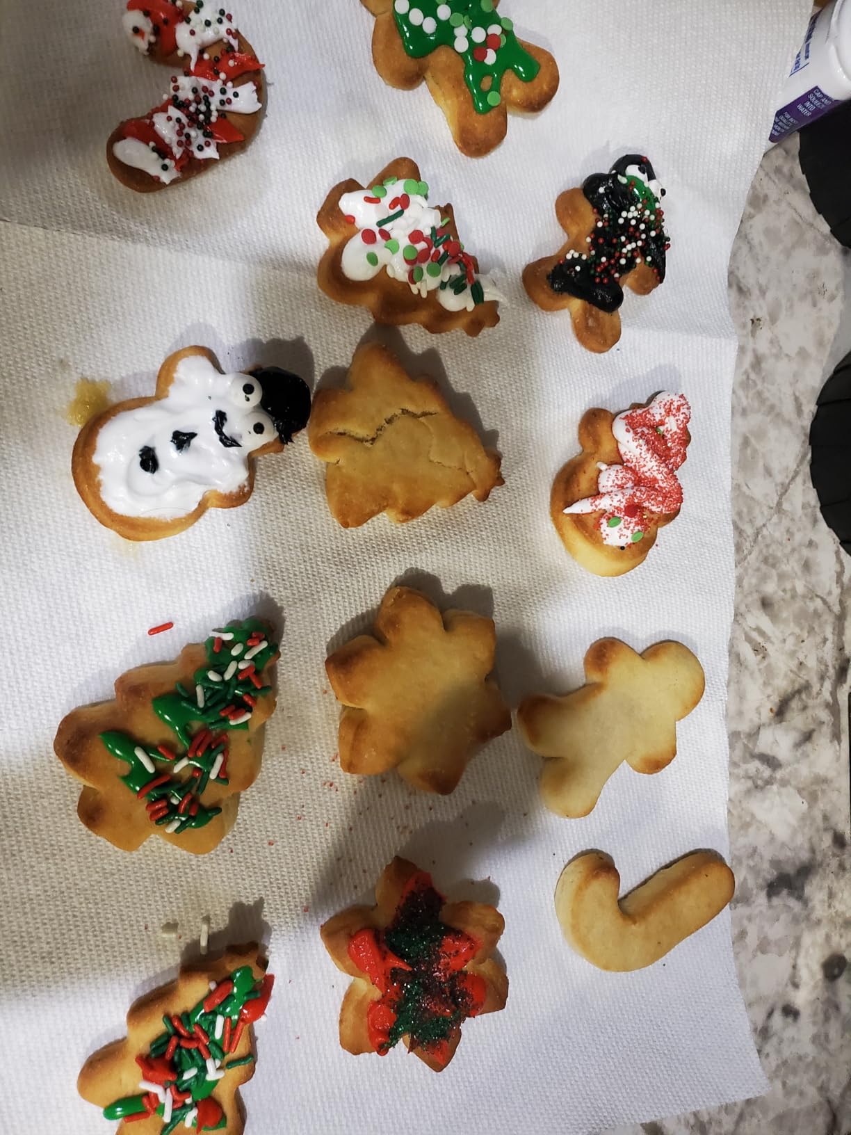 Christmas Cookie Cutter Set - 5 Piece Holiday Cookies Molds - Snowman, Christmas Tree, Gingerbread Man, Candy Cane, Snowflake customer photo 1