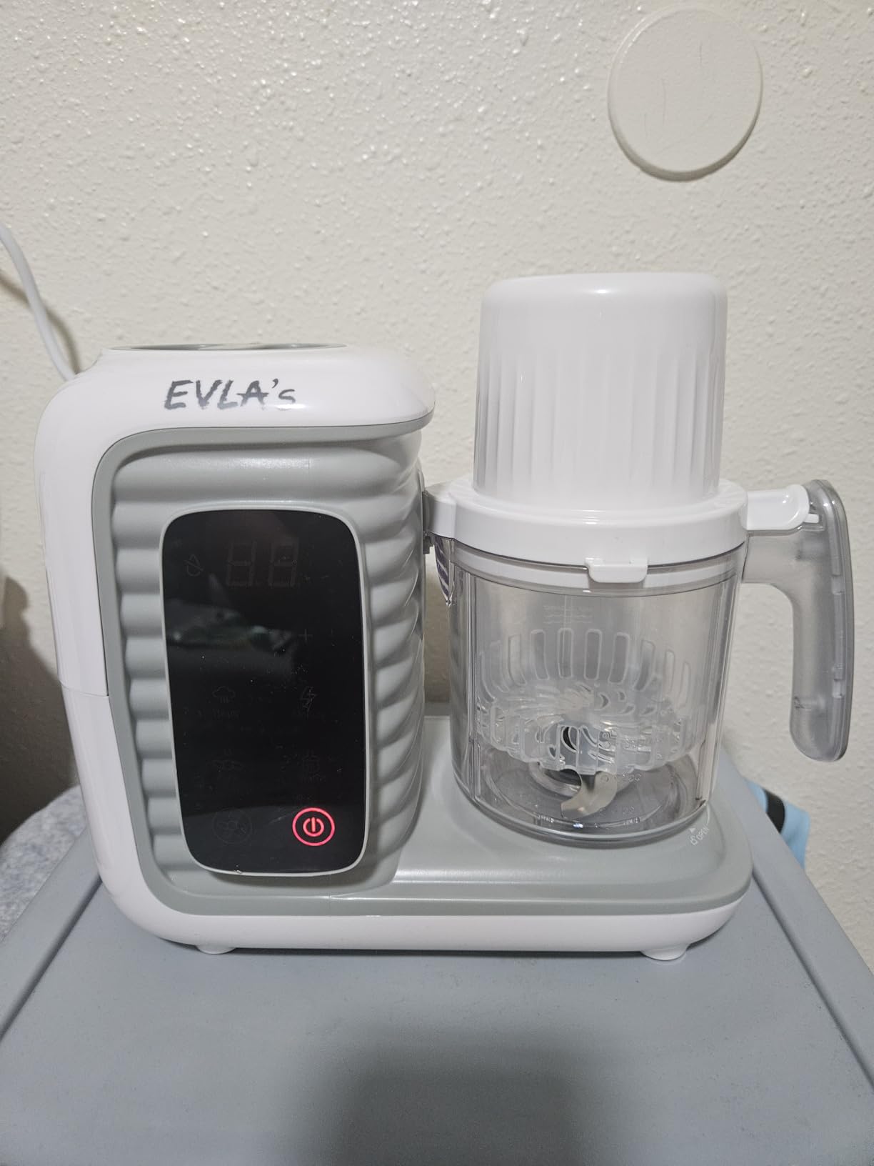 EVLA'S Baby Food Maker, Steamer, Blender, Baby Food Processor for Healthy Homemade Baby Food in Minutes, Touch Screen with 6 Reusable Food Pouches, Baby Registry Essential, White customer photo 1