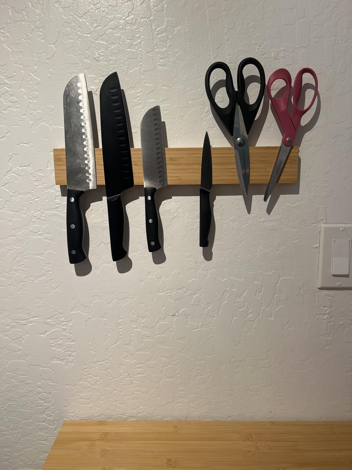 LARHN Magnetic Knife Holder for Wall, 16