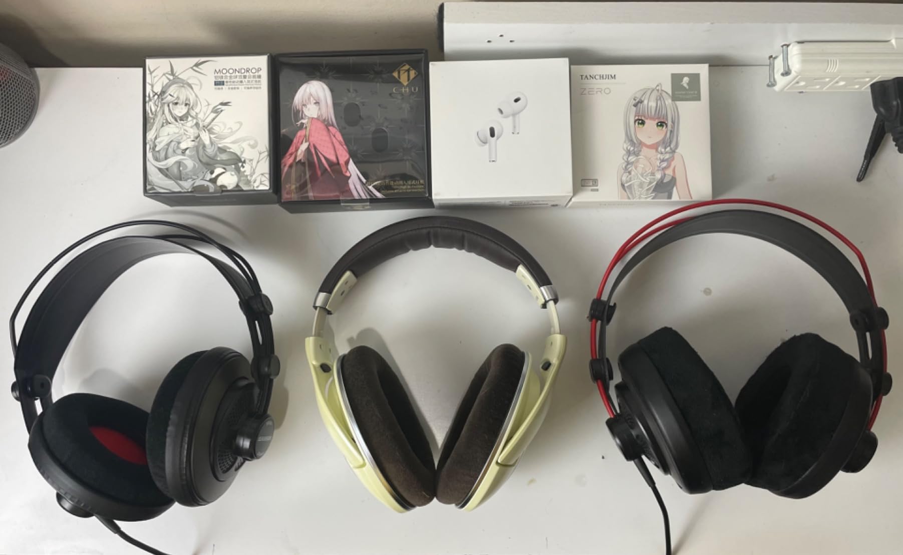 Sennheiser HD 599 SE Open-Back Headphones customer photo 1