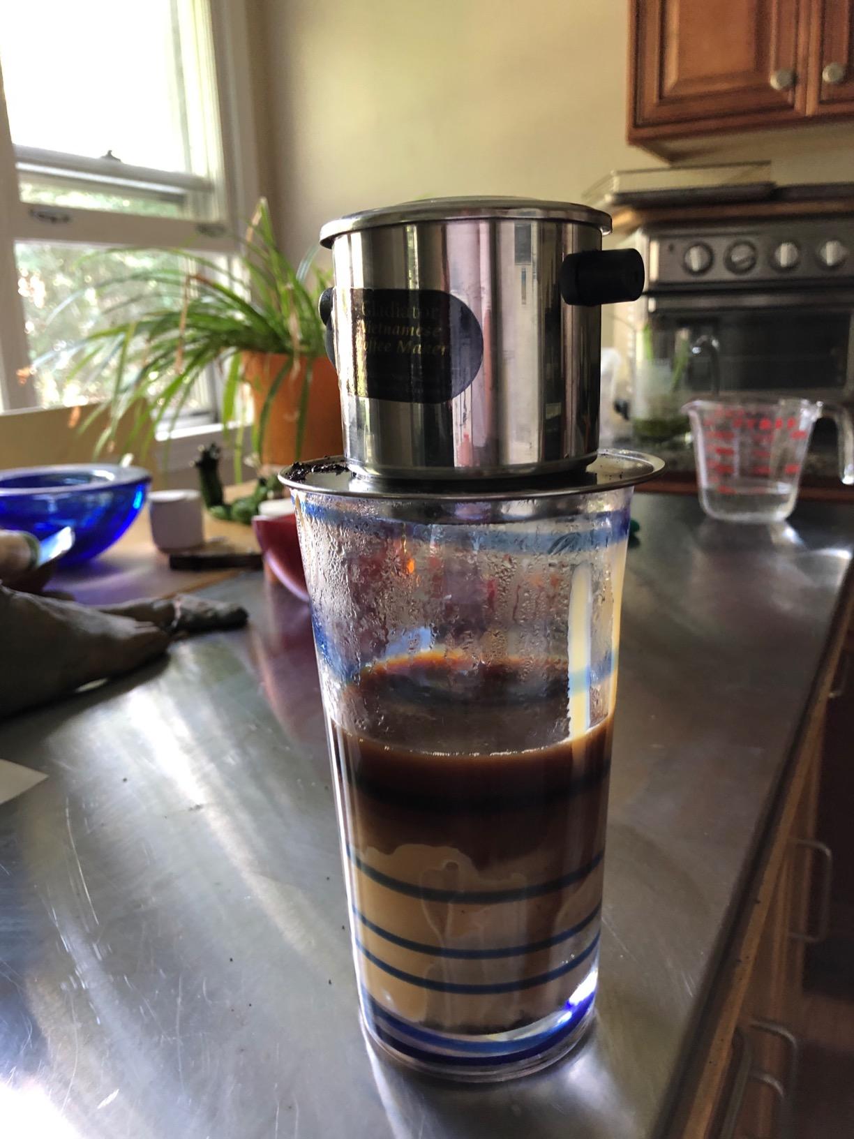 Vietnamese coffee maker filter set, French press style pour-over coffee dripper, Portable 1-cup single-serve reusable coffee press, 8oz medium (1) customer photo 2