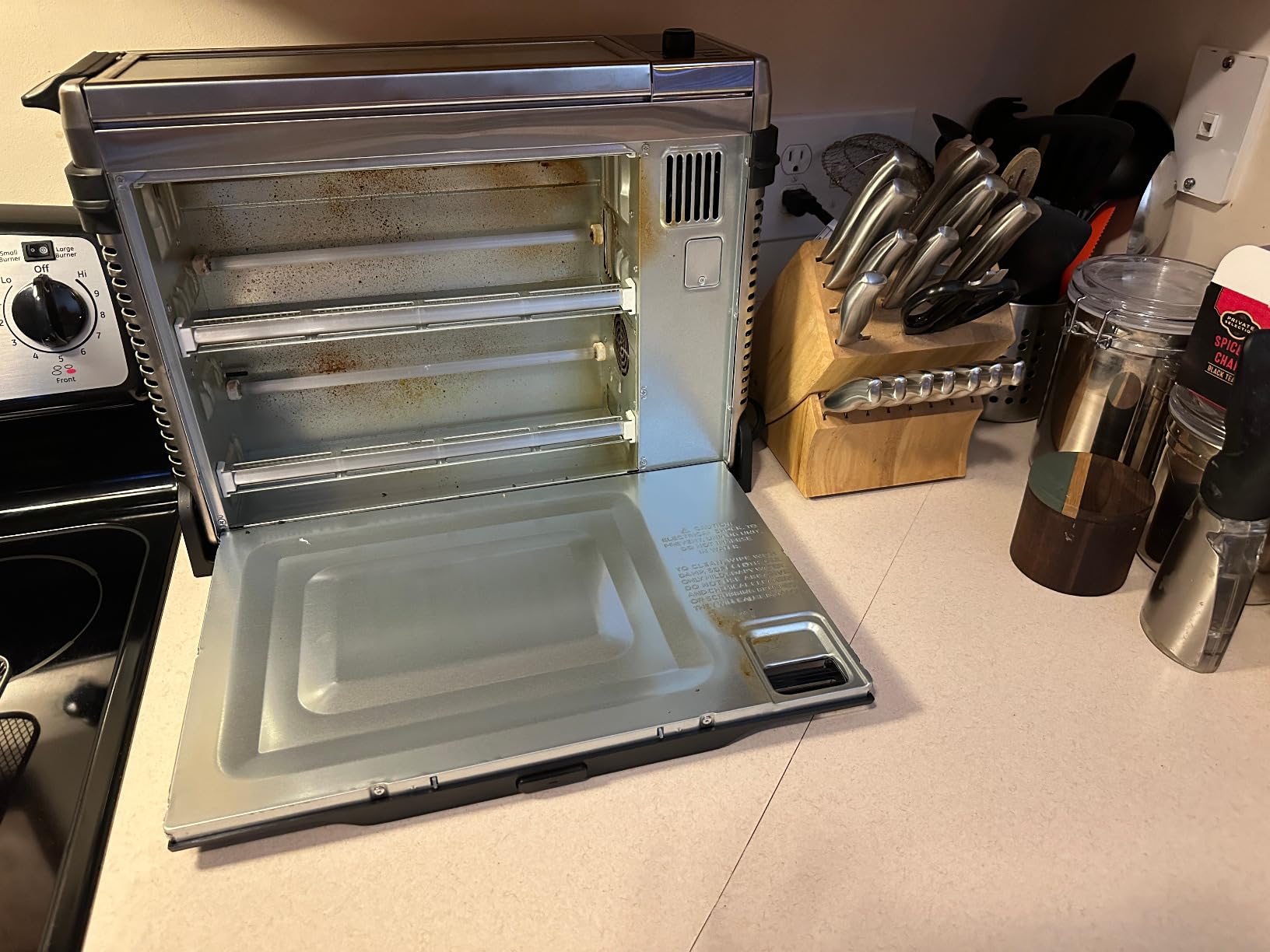 Ninja Digital Air Fryer & Toaster Oven | 8-in-1 Functionality | Flip-Up Design | XL Capacity | Air Fry Basket, Sheet Pan, Wire Rack & Crumb Tray | 1800 Watt | Silver | SP101 customer photo 1